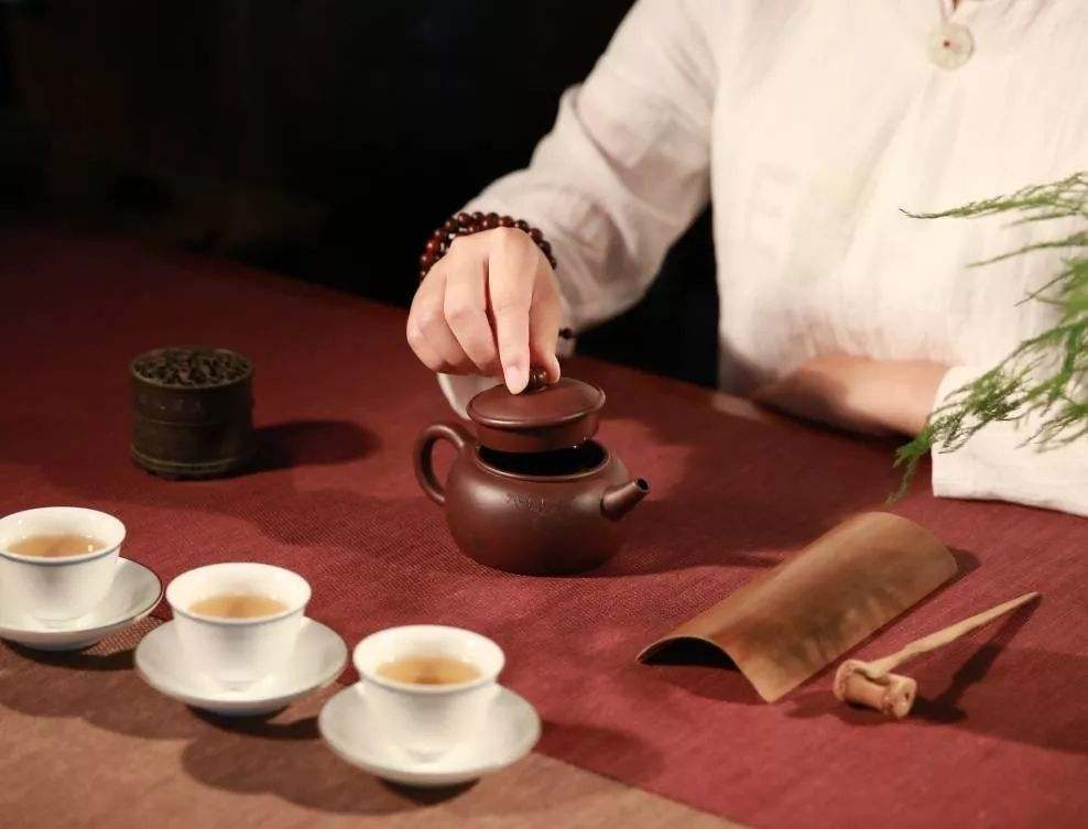 顾国强:中国工艺美术大师、陶瓷艺术大师来穗分享紫砂壶工艺制作 顾国强:中国工艺美术大师、陶瓷艺术大师来穗分享紫砂壶工艺制作