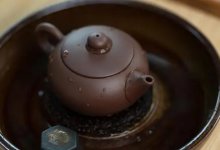 发霉的紫砂壶是否能继续用来泡茶？