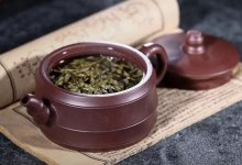 选择什么样的紫砂壶冲泡绿茶？